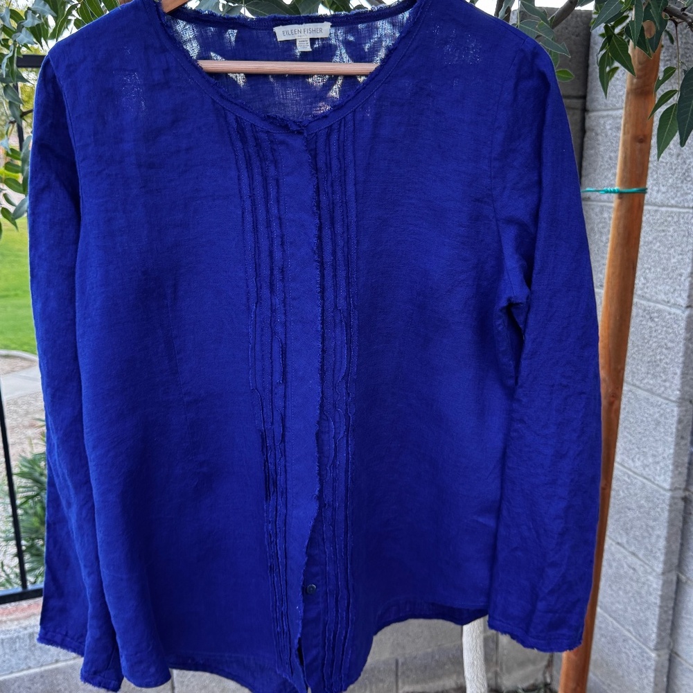 Eileen Fisher 100% Linen Blouse with Pleats Size M